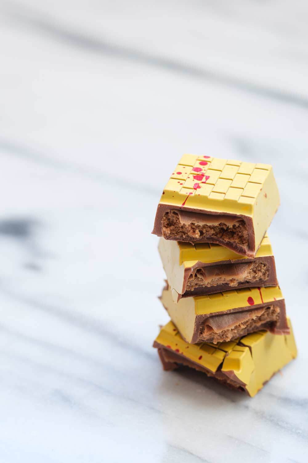 Caputo’s-Peanut-Butter-Caramel-Chocolate-Bar-by-Chris-Blue-Styled-For-WEB-2